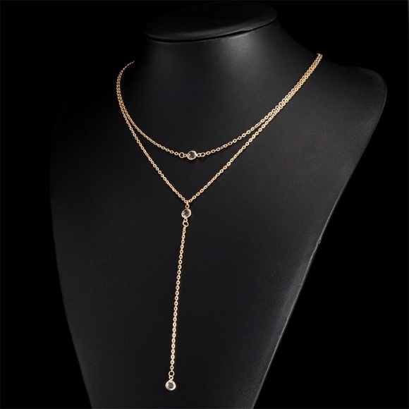 Astrid ✶ Layered Necklace - Picture 6 of 8